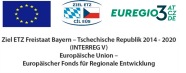 Fahnen von Europäischer Union, Bayern und Tschechien sowie Schriftzug